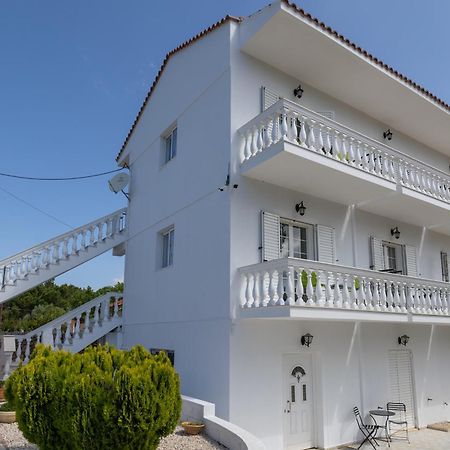 White House Studios & Apartments Argostoli  Exterior foto
